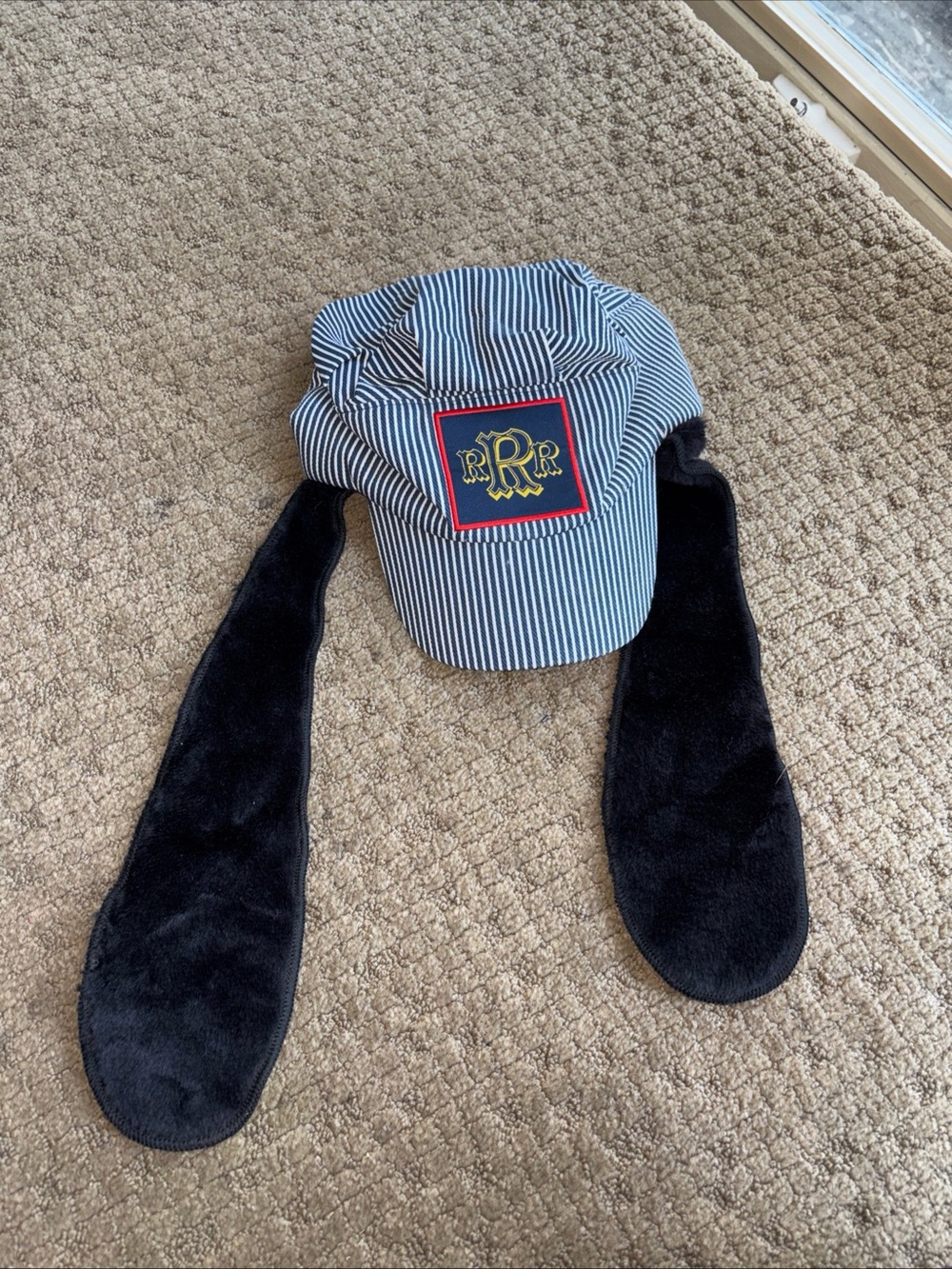 Disney world runaway railway goofy ears conductor hat adult size